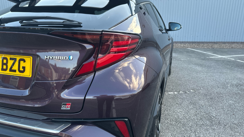 Toyota C-HR 1.8 Hybrid GR Sport 5dr CVT Hybrid Hatchback